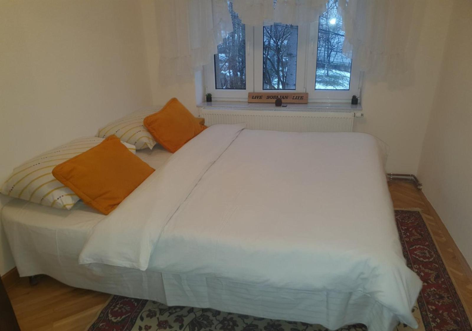 Live Bosnian Life Apartment Sarajevo Bagian luar foto